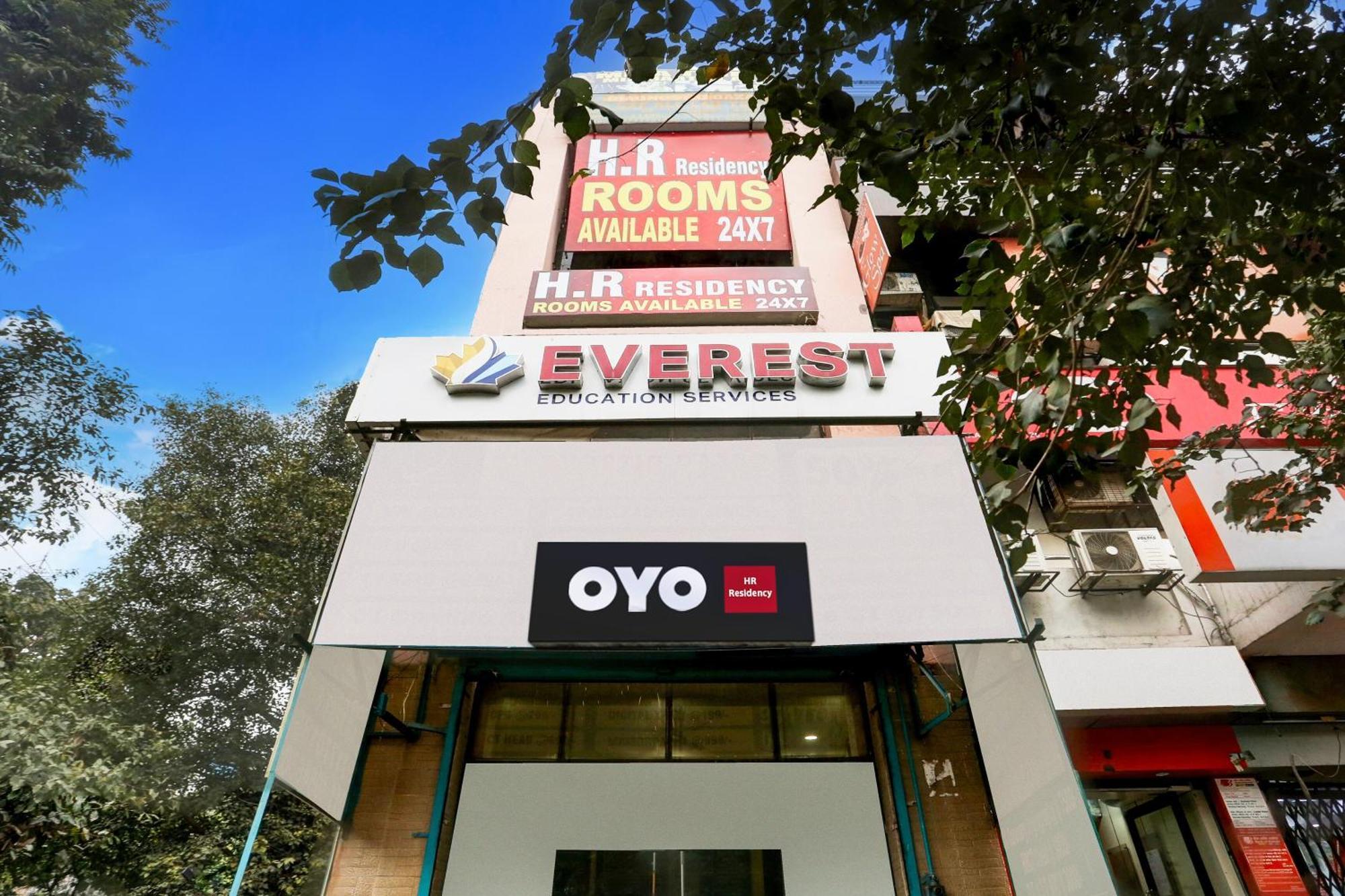 O Hr Residency * New Delhi